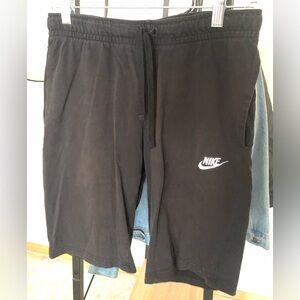 Men’s Nike black shorts, size small